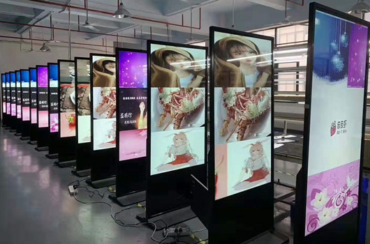 深圳液晶广告机生产厂家前十排名