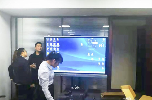 众裕显示触摸屏一体机全新技术